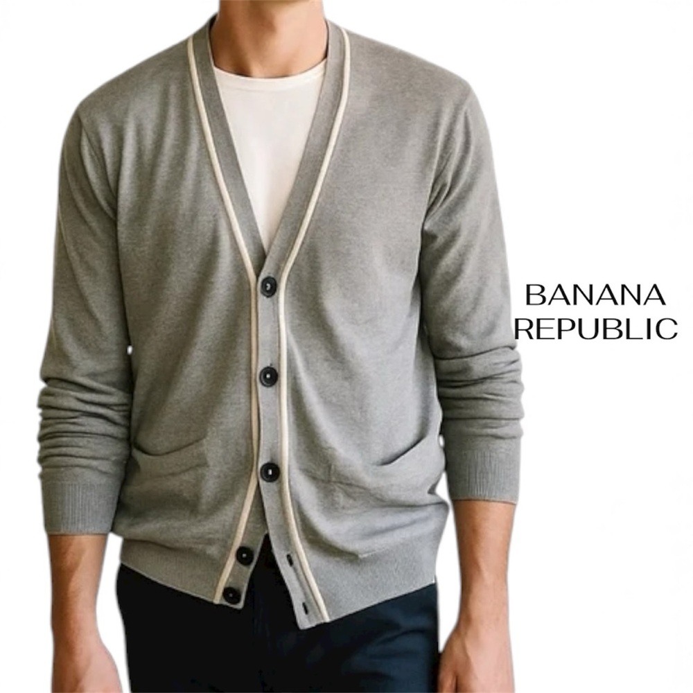 BANANA REPUBLIC Silk Cashmere Knit V-Neck Cardigan | Grey | Medium